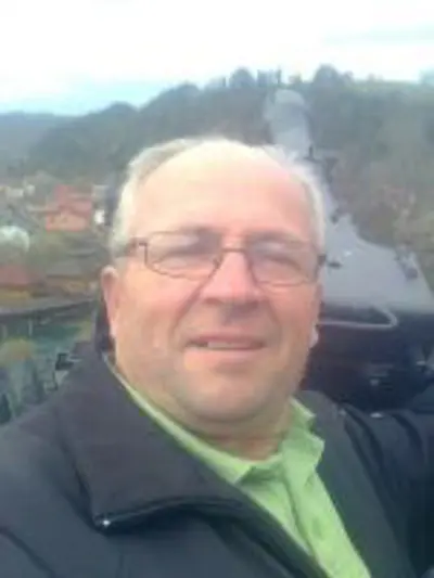  OSMAN zvani OĆA HUSEINOV iz Drenovca ŠAKANOVIĆ - Osmrtnica