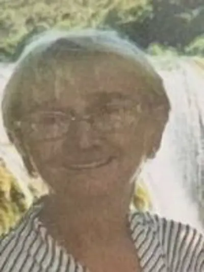 MINKA iz Velike Kladuša DOLIĆ - Osmrtnica - Osmrtnica, Velika Kladuša
